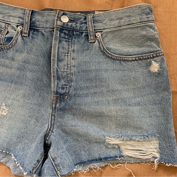 Free people Cut off Distress Jean Shorts - Picture 2 of 8